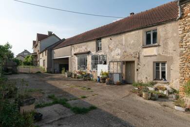 Ferme à vendre 593 000 € 4 pièces 1 chambre 184 m² Orgeval 78630