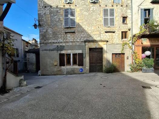 Immeuble à vendre 294 400 € 287 m² Souillac 46200