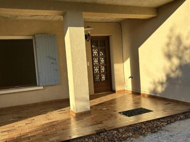 Maison à louer, 67m², AUBIGNAN