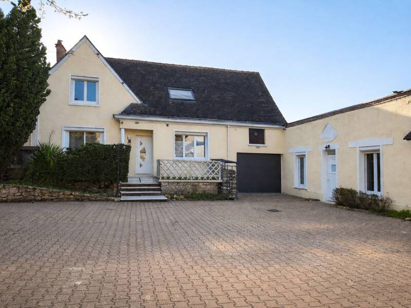 Maison à vendre, 325m², TREMBLAY LES VILLAGES