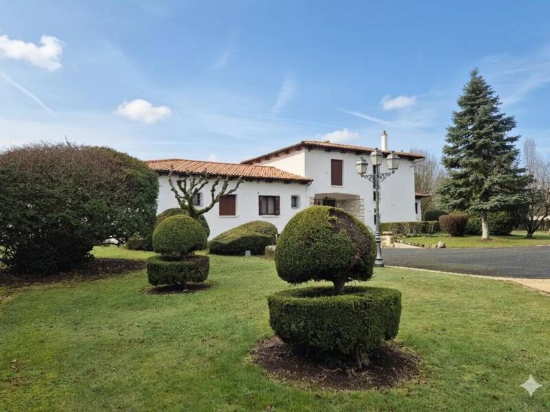 Maison à vendre, 600m², FONTCOUVERTE