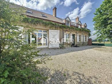 Maison à vendre 550 000 € 8 pièces 5 chambres 265 m² 2 736 m² de terrain Jargeau 45150