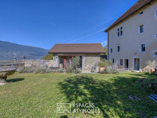 Maison à vendre 1 185 000 € 10 pièces 5 chambres 409 m² 4 595 m² de terrain Ruffieux 73310