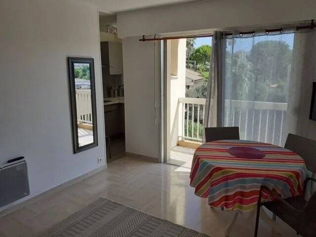 Maison à louer, 21m², JUAN LES PINS