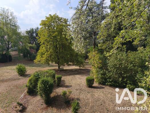 Appartement à vendre 117 000 € 3 pièces 2 chambres 73,45 m² Étage 1/4 Centre Ville-Chavanne-Saint Julien-Crêt d'Œillet Saint-Chamond 42400