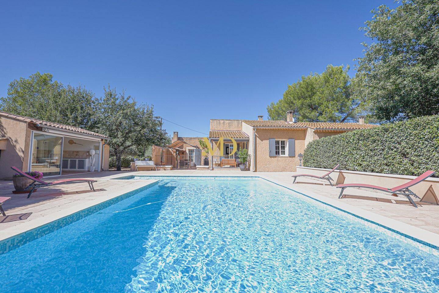 Maison à vendre, 119m², SAINT SATURNIN LES APT