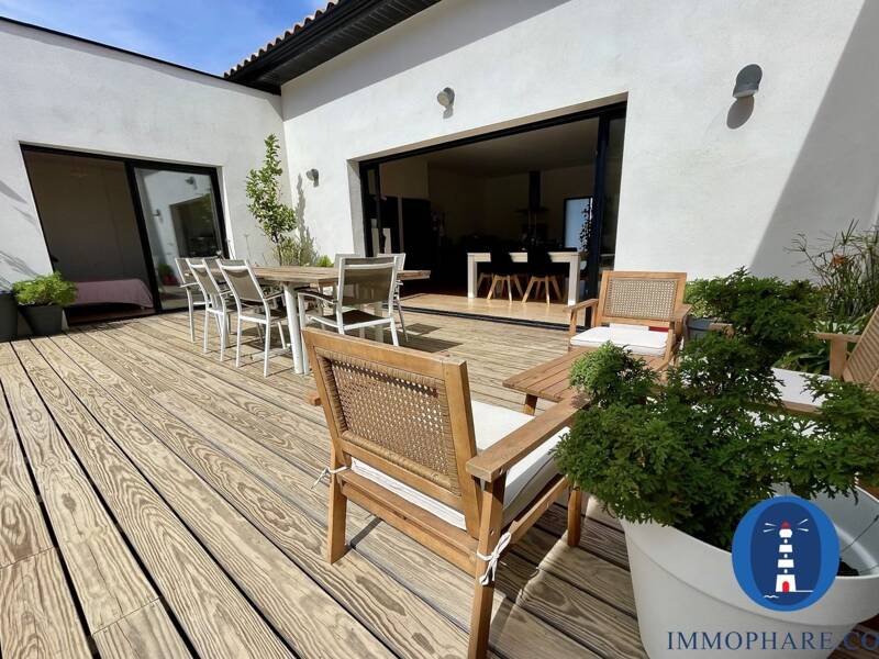 Maison à vendre, 176m², TREILLES