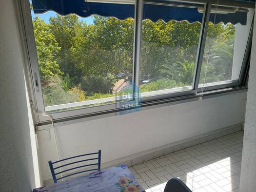 Appartement à louer 450 € 1 pièce 22 m² Étage 1/8 La Grande Motte 34280