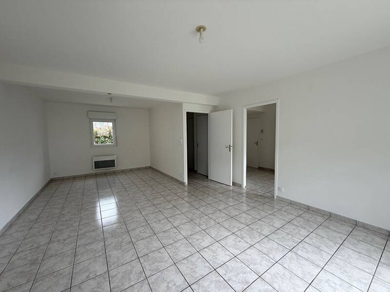 Maison à louer, 79m², PLEUVEN