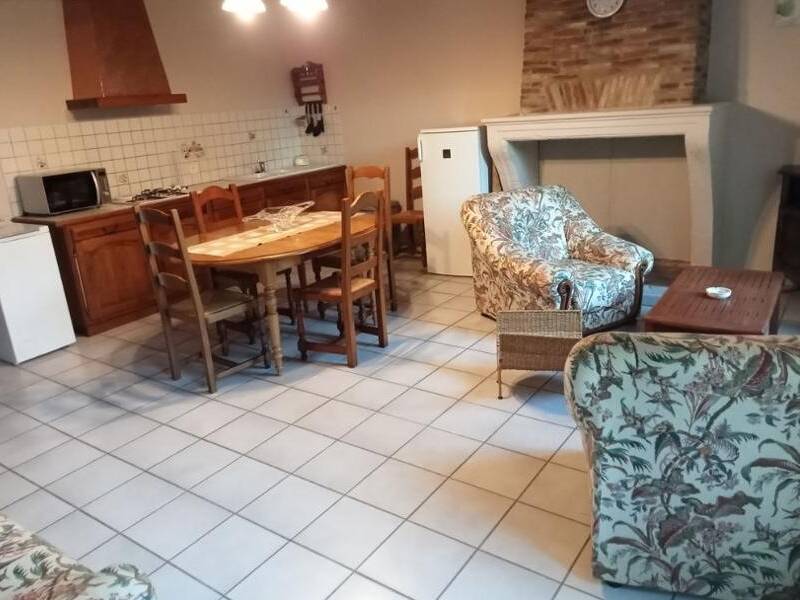 Maison à louer, 80m², VENDAYS MONTALIVET