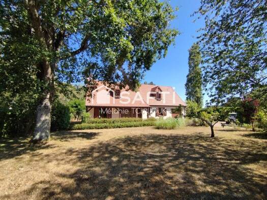 Maison à vendre 215 000 € 7 pièces 5 chambres 158 m² 2 728 m² de terrain Châtillon-Coligny 45230