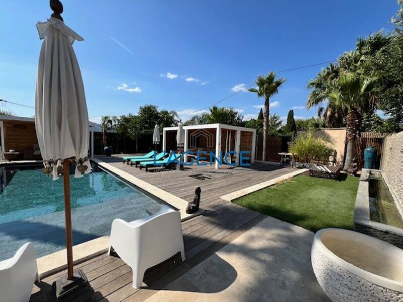 Maison à vendre, 205m², LA CRAU