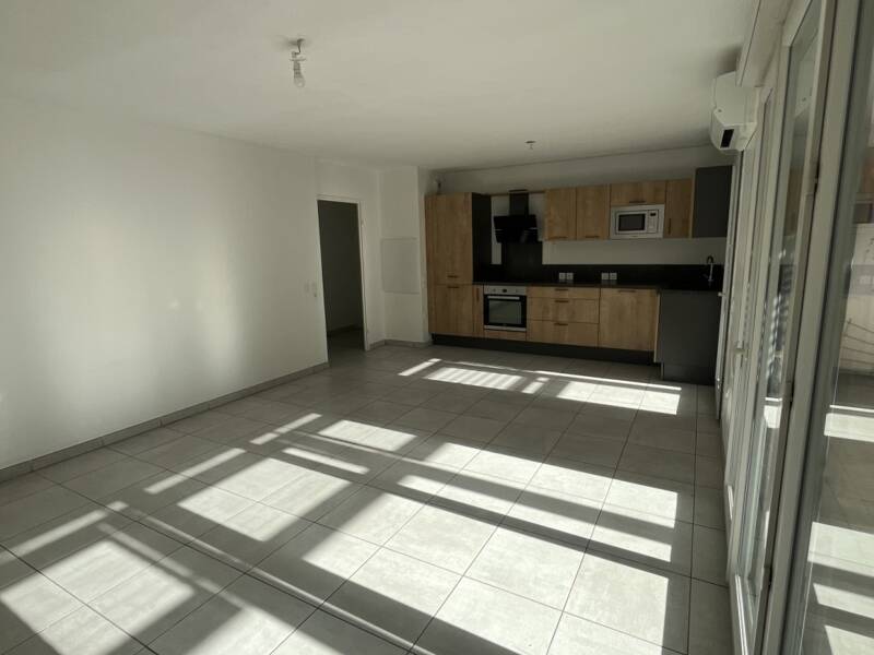 Maison à louer, 80m², MARSEILLE 11E