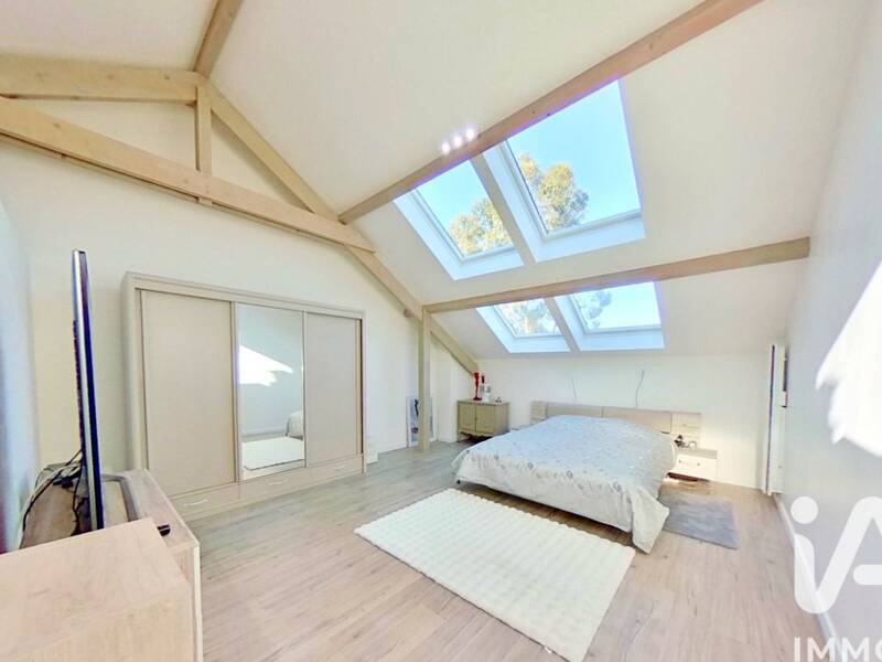 Maison à vendre, 280m², BOUSSY SAINT ANTOINE