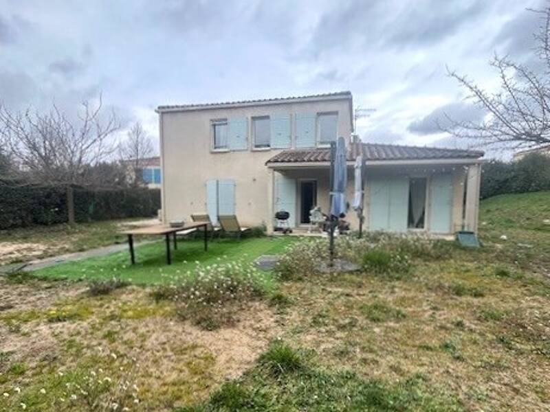 Maison à vendre, 118m², BOUC BEL AIR