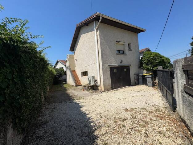 Maison à vendre 239 000 € 3 pièces 2 chambres 64,8 m² 194 m² de terrain Saint-Romain-de-Jalionas 38460