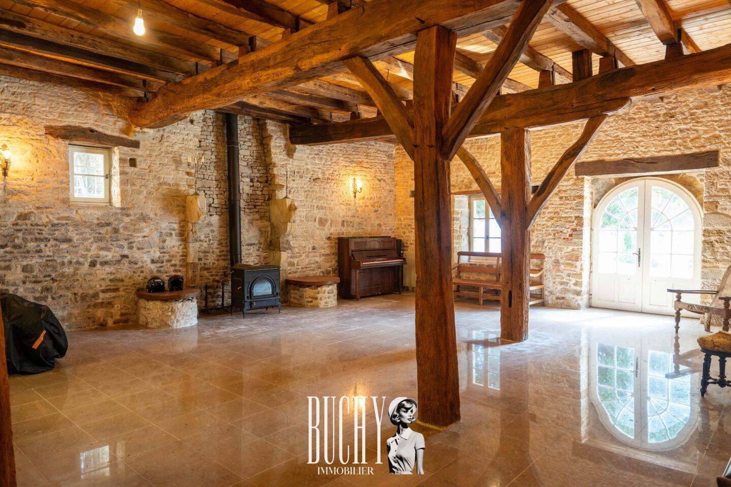 Maison à vendre, 487m², TALMONT SAINT HILAIRE