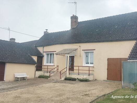 Maison à vendre 135 000 € 5 pièces 3 chambres 88 m² 1 800 m² de terrain Provins 77160