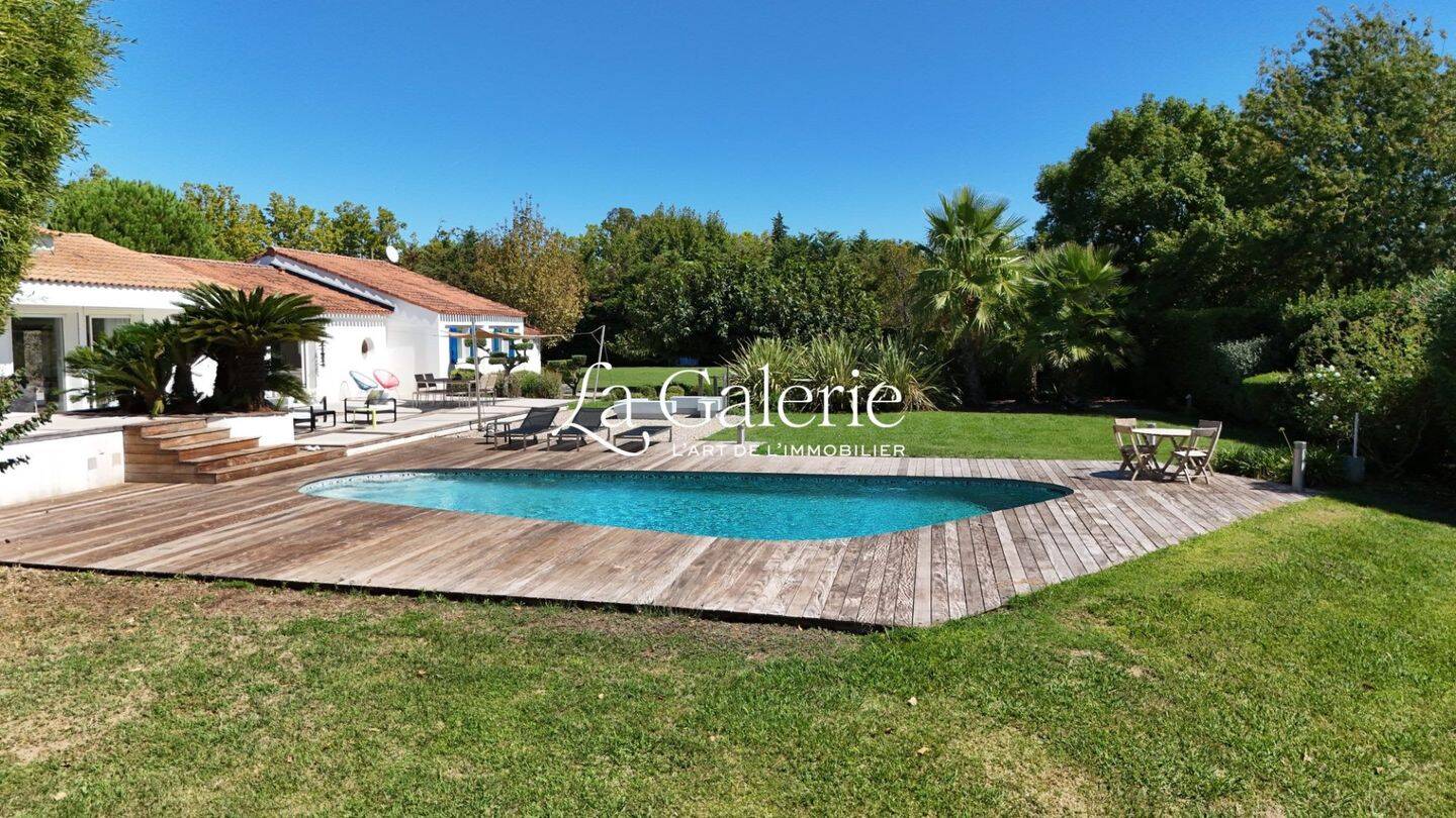 Maison à vendre, 295m², HYERES