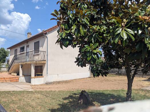 Maison à vendre 97 500 € 4 pièces 3 chambres 65 m² 602 m² de terrain St Eloi 58000