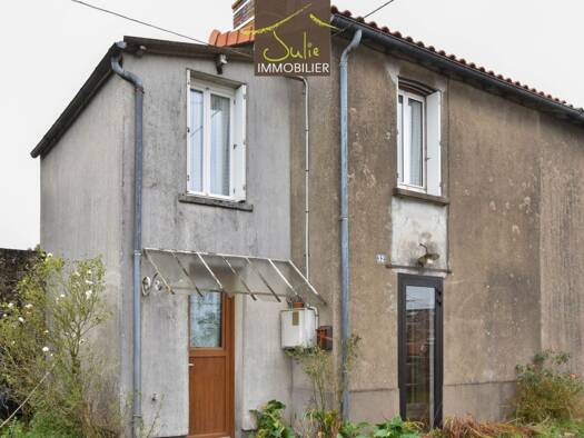 Maison à vendre 39 000 € 2 pièces 1 chambre 45 m² 198 m² de terrain Cerizay 79140