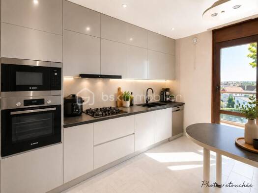 Appartement à vendre 385 000 € 5 pièces 3 chambres 108 m² Étage 4/8 Val d'Albian-Parc de Diane Jouy-en-Josas 78350