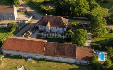 Maison à vendre 750 000 € 8 pièces 6 chambres 335 m² 4 639 m² de terrain Beaune 21200
