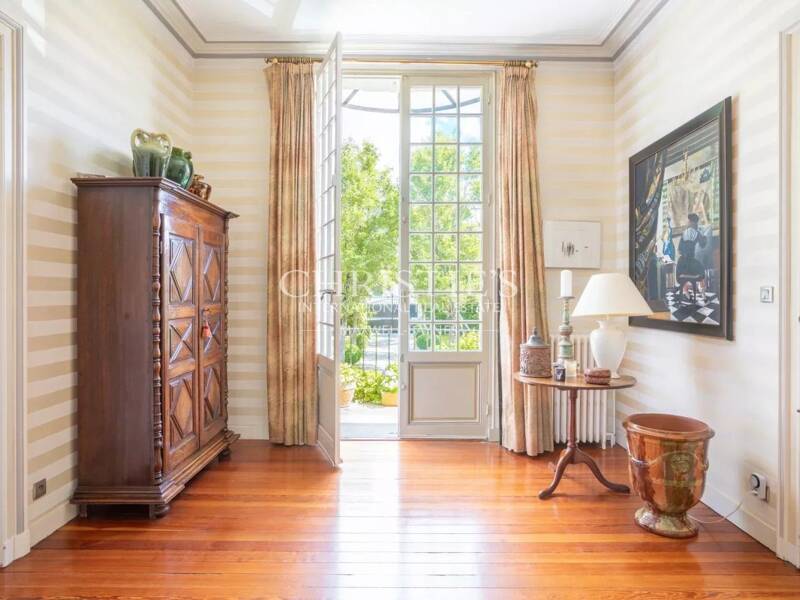 Maison à vendre, 330m², BORDEAUX