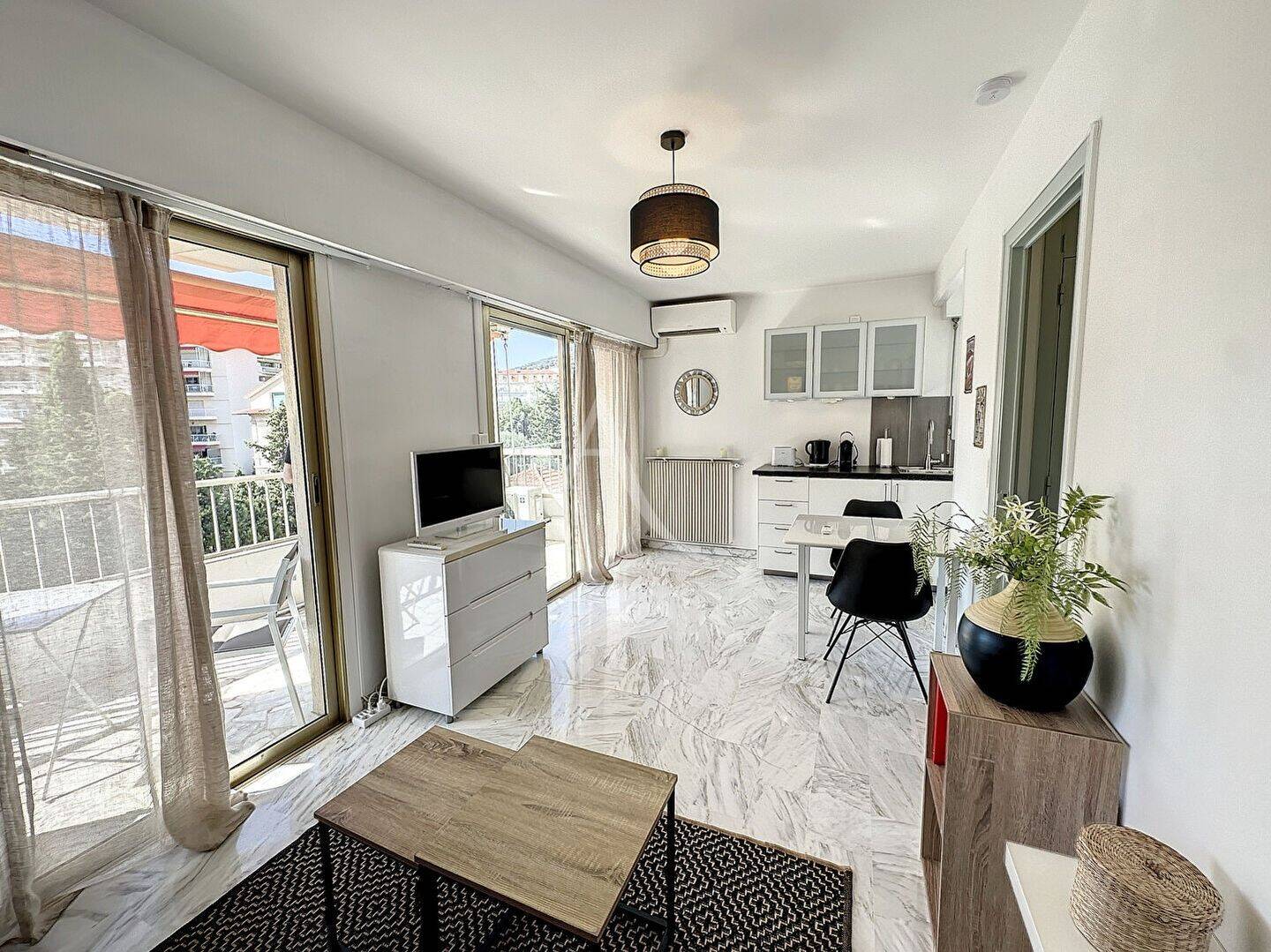 Maison à louer, 23m², CANNES