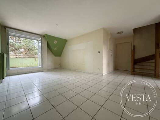 Duplex à vendre 199 000 € 4 pièces 2 chambres 75 m² Étage 2/2 Colbert-Gare-Colombiere Beaune 21200