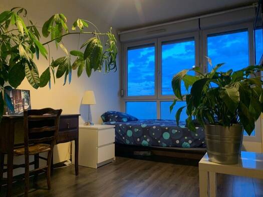 Appartement à louer 650 € 7 pièces 6 chambres 108 m² Girondins Lyon 7ème arrondissement 69007