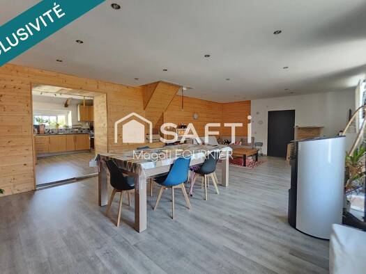 Maison à vendre 219 000 € 7 pièces 5 chambres 149 m² 2 780 m² de terrain Congrier 53800