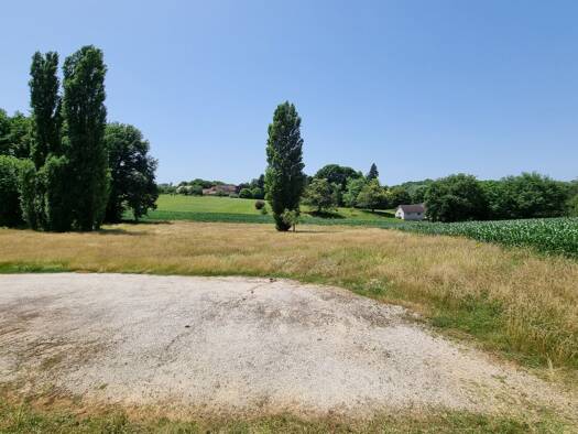 Appartement à vendre 72 000 € 2 pièces 1 chambre 48 m² RDC Saint-Geniès 24590