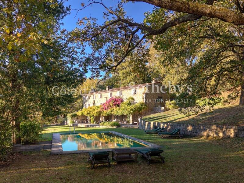 Maison à vendre, 530m², CHATEAUNEUF DE GRASSE