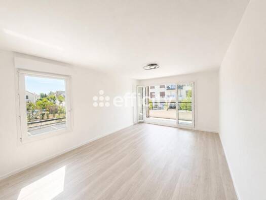 Appartement à vendre 169 000 € 2 pièces 1 chambre 47,79 m² 1er étage Nord Arpajon 91290