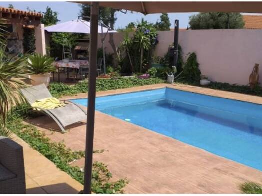 Maison de plain-pied à vendre 343 000 € 4 pièces 3 chambres 145 m² 477 m² de terrain Montescot 66200