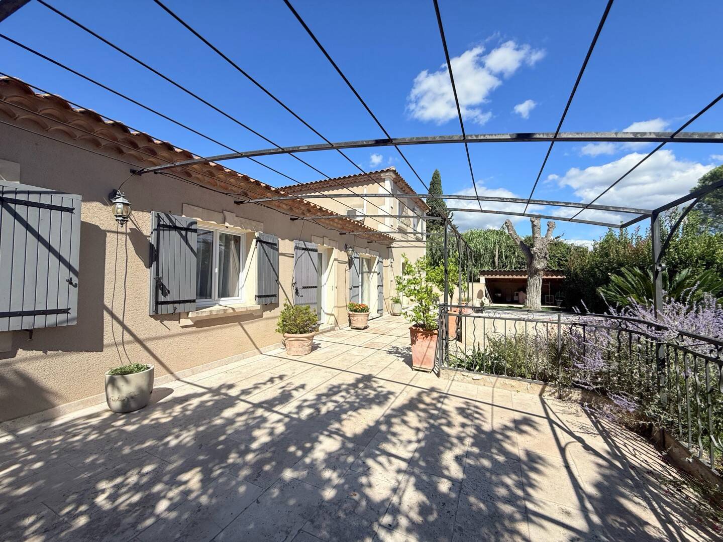 Maison à vendre, 150m², MOURIES