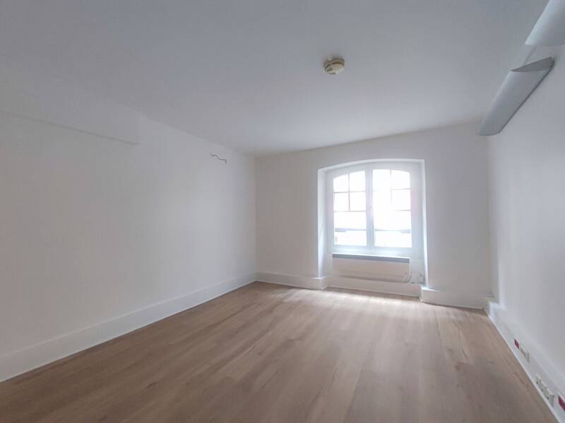 Maison à louer, 92m², PARIS 2E