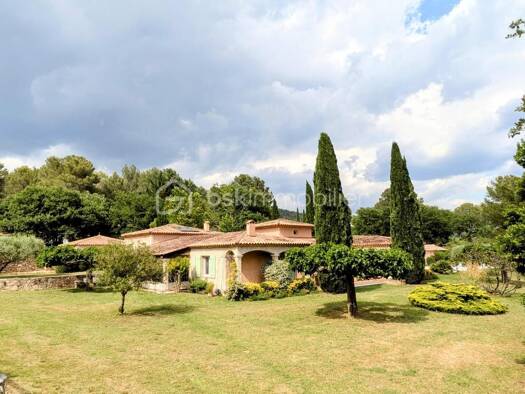 Maison à vendre 1 365 000 € 10 pièces 4 chambres 314 m² 20 000 m² de terrain Salernes 83690