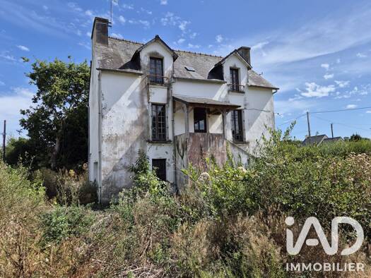 Maison à vendre 39 000 € 3 pièces 2 chambres 64 m² 1 876 m² de terrain Maël-Carhaix 22340