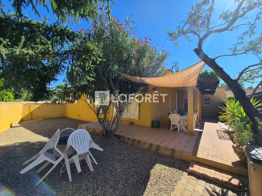 Maison de plain-pied à vendre 305 000 € 4 pièces 3 chambres 87 m² 340 m² de terrain Sud Le Thor 84250