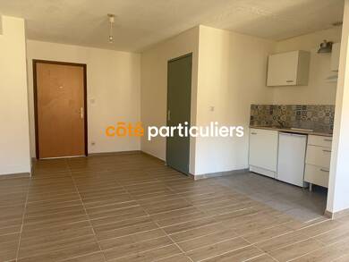 Appartement à vendre 52 000 € 1 pièce 29 m² Dernier étage, Étage 2/2 Epinal 88000