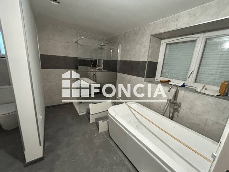 Maison à louer, 156m², MESSEI