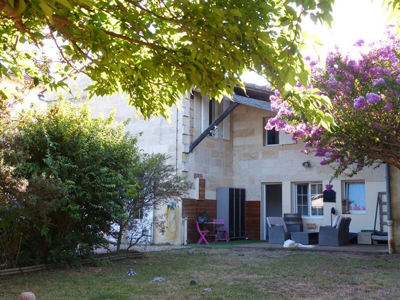 Maison à vendre, 140m², LES ARTIGUES DE LUSSAC