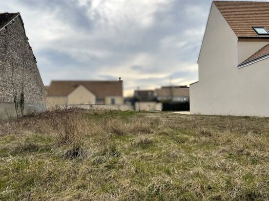 Terrain constructible viabilisé à vendre 189 900 € 601 m² de terrain Maulette 78550