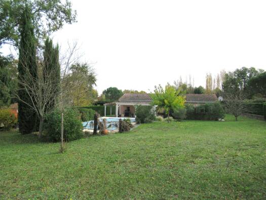 Maison de plain-pied à vendre 252 000 € 5 pièces 3 chambres 106,48 m² 2 168 m² de terrain Nord Caussade 82300