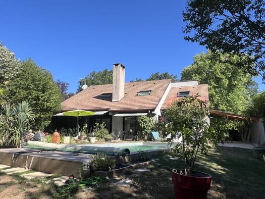 Maison à vendre 572 000 € 5 pièces 3 chambres 189 m² 1 875 m² de terrain Vichy 03200