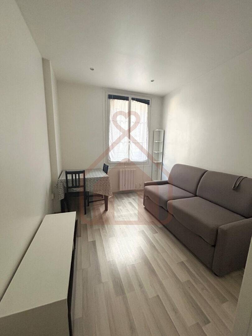 Maison à louer, 17m², LE KREMLIN BICETRE