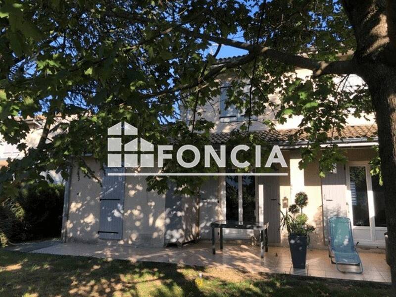 Maison à louer, 102m², LIVRON SUR DROME