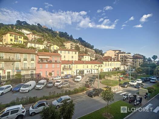 Appartement à vendre 149 000 € 1 pièce 29 m² Étage 2/7 Carei-Monti Menton 06500